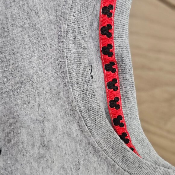 Disney Minnie Mouse Tee Shirt Heather Gray w/Minnie in Red Size M Cotton/Poly - Picture 8 of 11